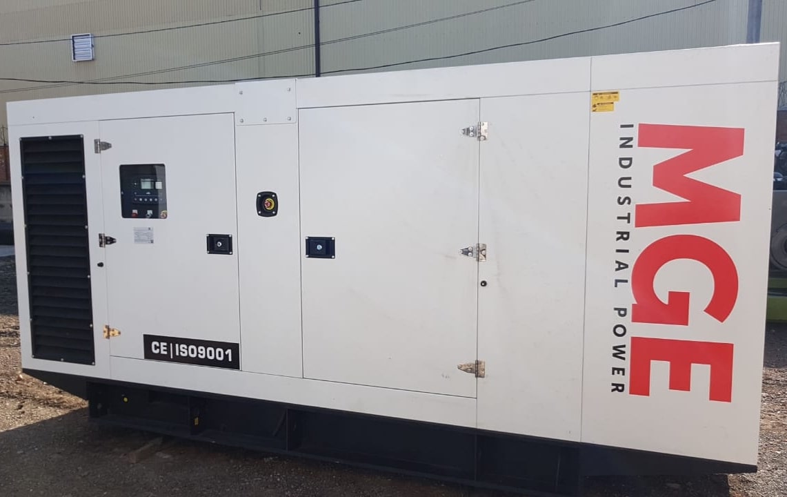 Дизельный генератор Doosan MGE 450-Т400 в кожухе с АВР