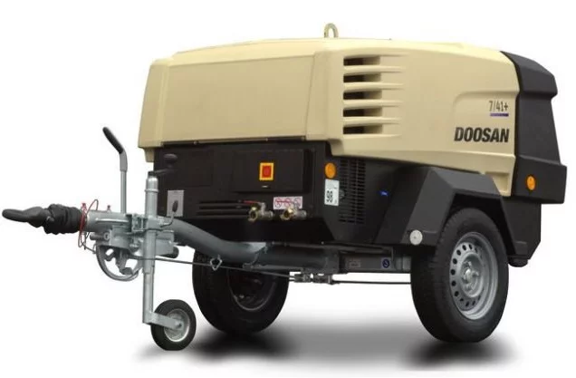 Дизельный компрессор Doosan 7/41E