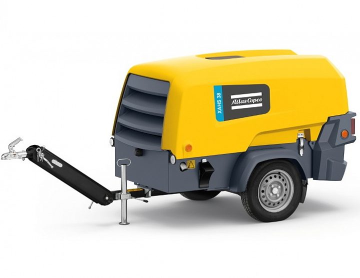 Дизельный компрессор Atlas Copco XAHS 38 на шасси