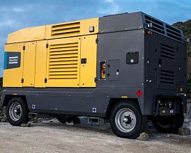Дизельный компрессор Atlas Copco XRVS 1350 на шасси — фото 1